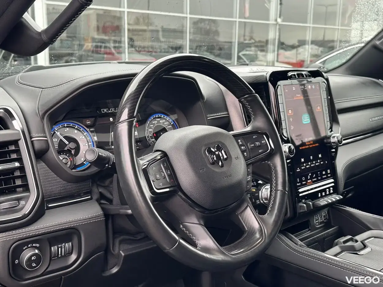 RAM 1500 Limited Night Edition 5.7 V8 5.7